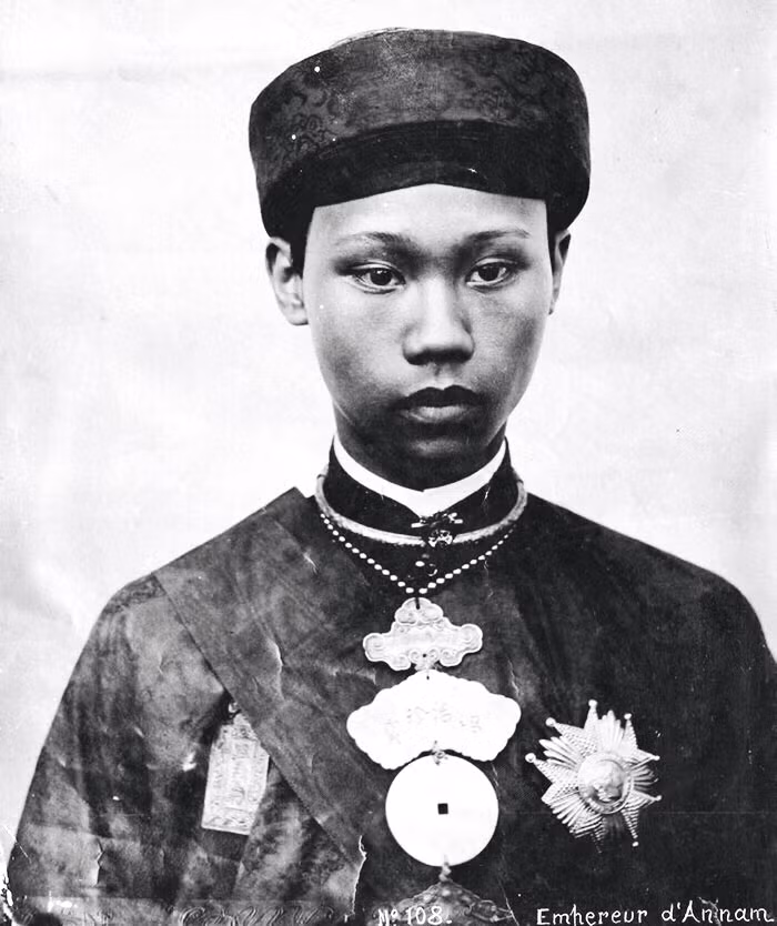 Ngoài giai thoại liên quan đến bà Huyền phi gắn với câu “Kim Long có gái mỹ miều”, vua Thành Thái còn có nhiều vợ và mỗi bà đều có những số phận riêng.