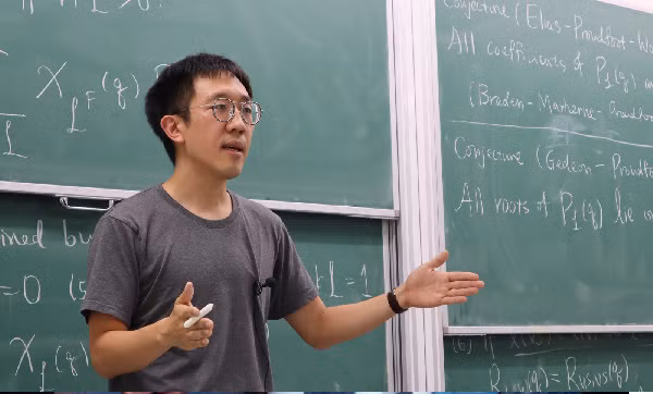 June Huh - cuộc gặp “định mệnh" và chặng đường giành giải Fields 2022 - Hình 3 June Huh - cuoc gap “dinh menh