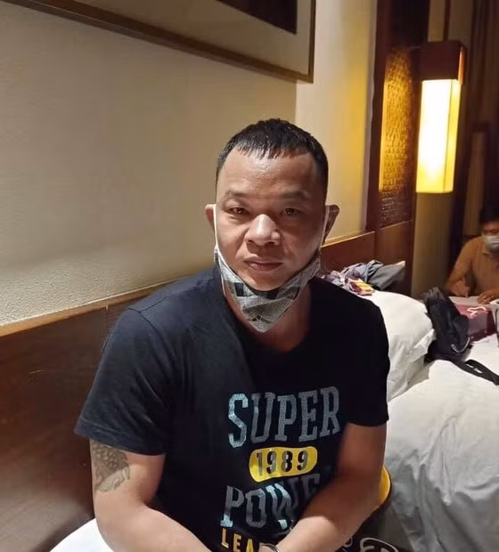  Cầm đầu đường dây đưa người Trung Quốc nhập cảnh trái phép: Sau thời gian khẩn trương điều tra, ngày 26/7, Công an TP Đà Nẵng phối hợp với Công an tỉnh Quảng Nam đã bắt được Gao Liang Gu (Cao Lượng Cố, 42 tuổi, quốc tịch Trung Quốc) trong đường dây đưa người Trung Quốc nhập cảnh trái phép vào Quảng Nam và Đà Nẵng. Công an đã bắt khẩn cấp 3 nghi can, gồm 1 người Trung Quốc và 2 người Việt Nam trong đường dây đưa 27 người Trung Quốc nhập cảnh trái phép vào Việt Nam này.