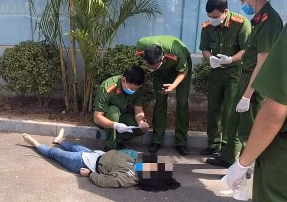 Nu can bo CDC Son La nghi roi tu tang 7 xuong dat tu vong