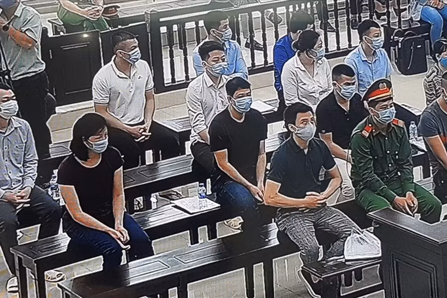 Xet xu vu Nhat Cuong buon lau: VKS de nghi muc an cho 14 bi cao