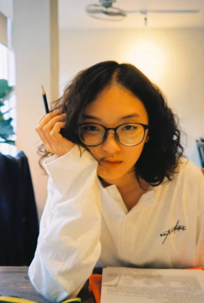 Khánh Linh có những nét khá giống Châu Bùi.