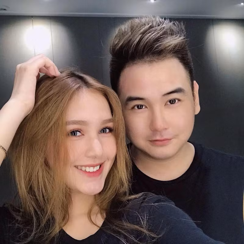 Ngoài đời, Xoài Non cực xinh xắn và đáng yêu.