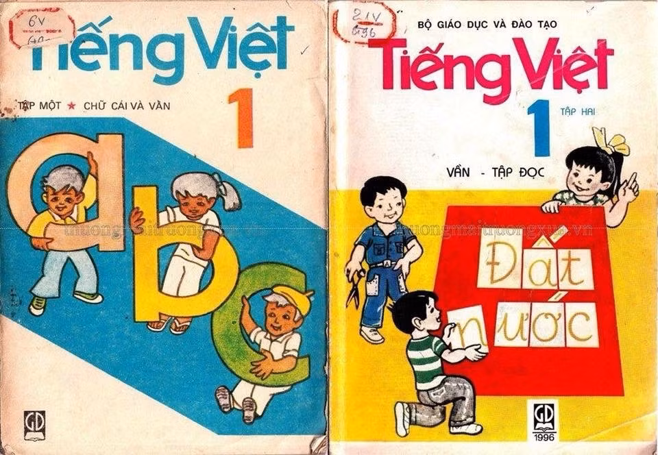 Cũ kỹ là vậy nhưng ngẫm ra thì thiết kế đơn giản, phông chữ "vintage" và màu sắc tươi vui rực rỡ cũng rất bắt mắt đó.