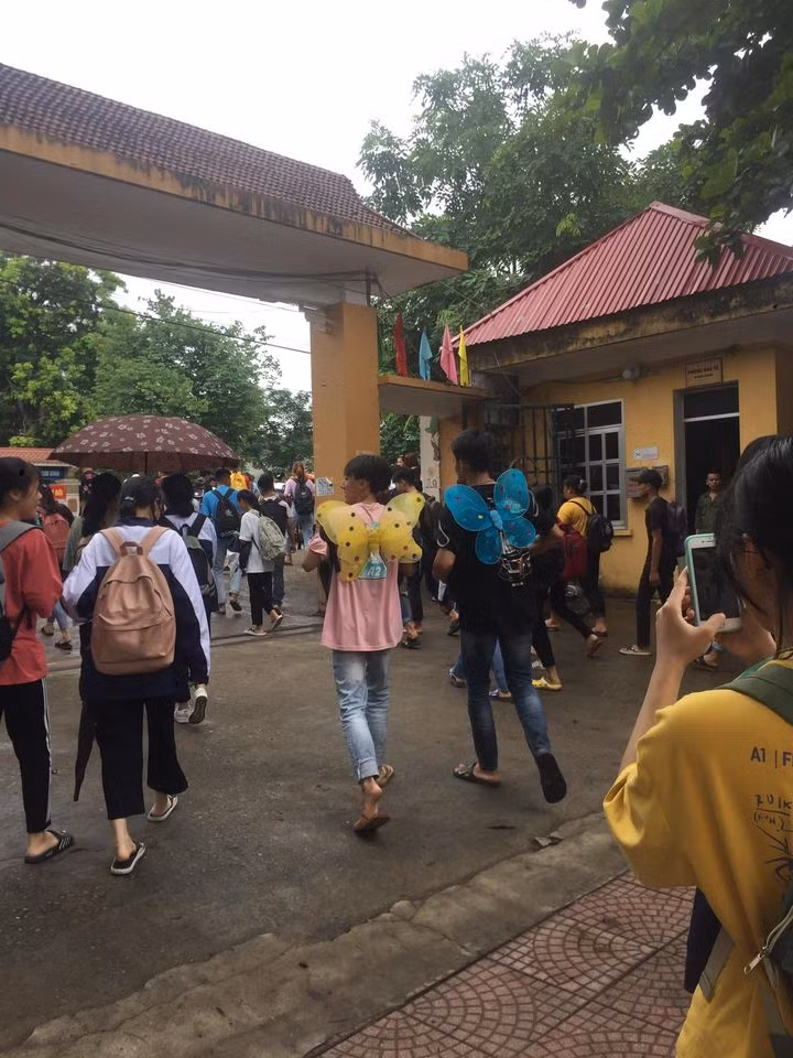  Trung thu là dịp mà bất kỳ học sinh nào cũng háo hức vì đây được xem là tết thiếu nhi của trẻ em Việt Nam.
