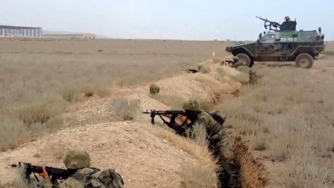 Còn trong trường hợp này, ông Peskov phủ nhận rằng cuộc xung đột tại Nagorno-Karabakh đã lan đến lãnh thổ Armenia, hãng thông tấn Nga Interfax cho biết.
