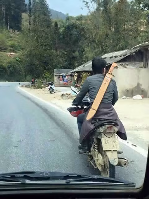 Thêm phiên bản "nam kiếm hiệp" khác được dân mạng chia sẻ.