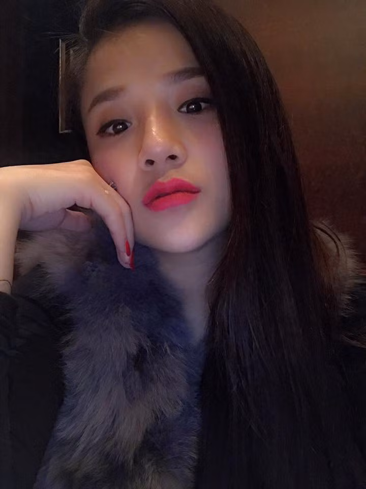 Tuy nhiên, sau khi được mọi người khuyên bảo rằng đó là điềm may, "lộc trời ban"... thì Võ Thương mới cảm thấy bớt lo lắng hơn và quyết định đặt lại quả bưởi dưới gốc cây.