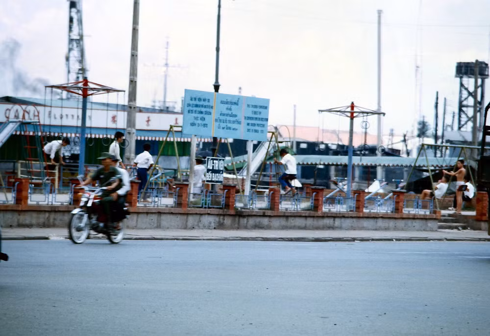 Bến Bạch Đằng.