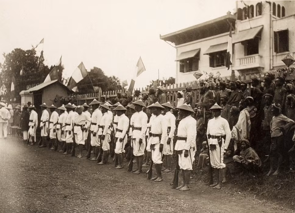 Khung cảnh tại một cuộc diễu hành ở Đà Lạt.