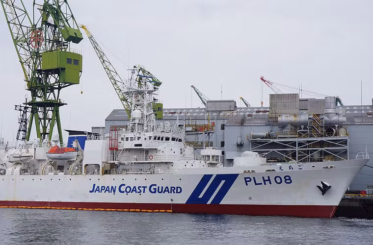 JCG Echigo là chiếc duy nhất thuộc lớp tàu tuần tran cỡ lớn với trực thăng (Patrol Vessel Large With Helicopter - PLH). Đây được xem là một trong những tàu tuần duyên lớn nhất và hiện đại nhất của JCG. Nguồn ảnh: India Defence