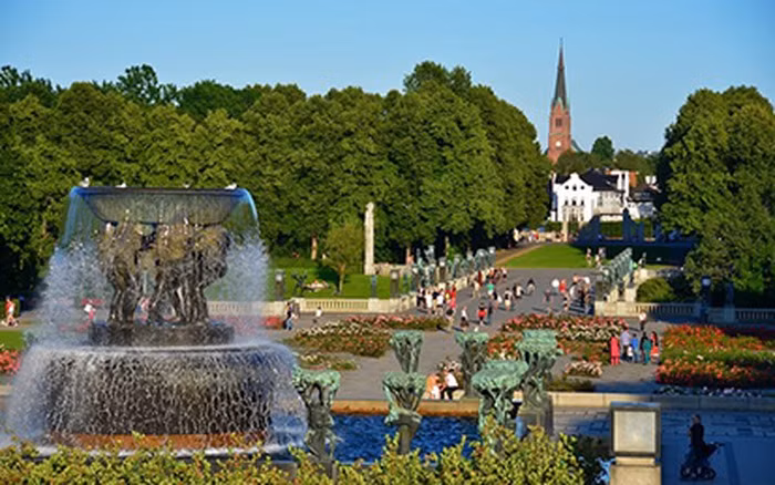 Từng đứng đầu bảng xếp hạng thành phố đắt đỏ nhất hành tinh, Oslo (Na Uy) có mức lương trung bình 3.664 USD.