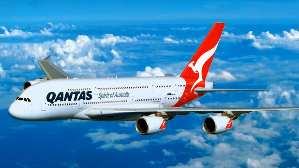 Báo cáo cho biết hãng hàng không Qantas sử dụng nhiên liệu kém hiệu quả do dùng các loại máy bay cũ hơn. Ảnh: Skytrax Ratings.
