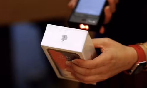 Giá iPhone X giảm chạm đáy tại Việt Nam: Vì đâu nên nỗi? Gia iPhone X giam cham day tai Viet Nam: Vi dau nen noi?
