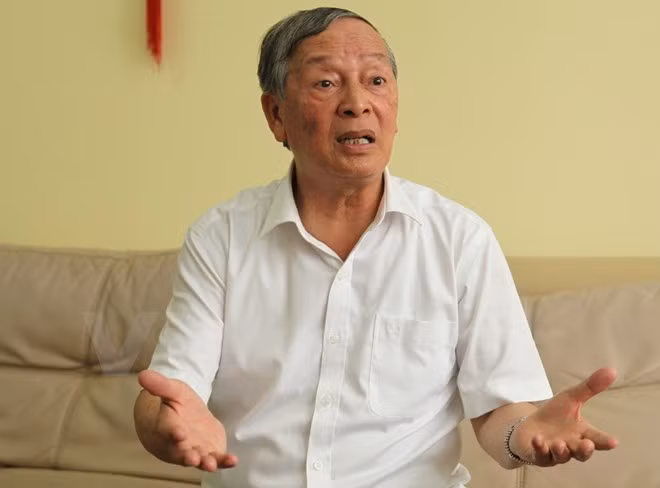 Ông Vũ Vinh Phú cho rằng cần có biện pháp cân đối giữa các đối tượng khách hàng, cũng như giữa hai loại hình dịch vụ trả trước và trả sau