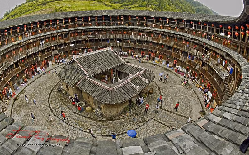 Trong số 20.000 thổ lâu ở Phúc Kiến, có 46 thổ lâu lớn được UNESCO công nhận là di sản thế giới vào năm 2008. Ảnh: Ritebook.