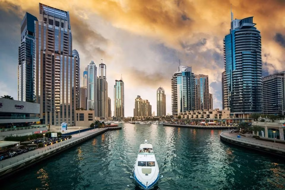 Các tiểu vương quốc Ả rập thống nhất (UAE) có 12 khu kinh tế thì 11 khu nằm ở Dubai. Các đặc khu kinh tế được quy hoạch phát triển chi tiết theo hướng chuyên môn hóa. Ảnh: Facebook.