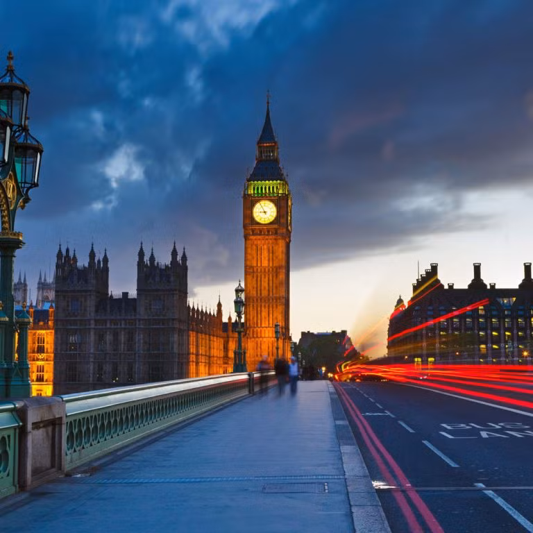 London đứng thứ 2 trong danh sách với tổng tài sản 2,7 tỷ USD. Ảnh: Condé Nast