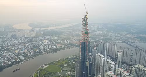 Tòa nhà có tầm nhìn bao quát dọc sông Sài Gòn. Ảnh: Vietnamnet.