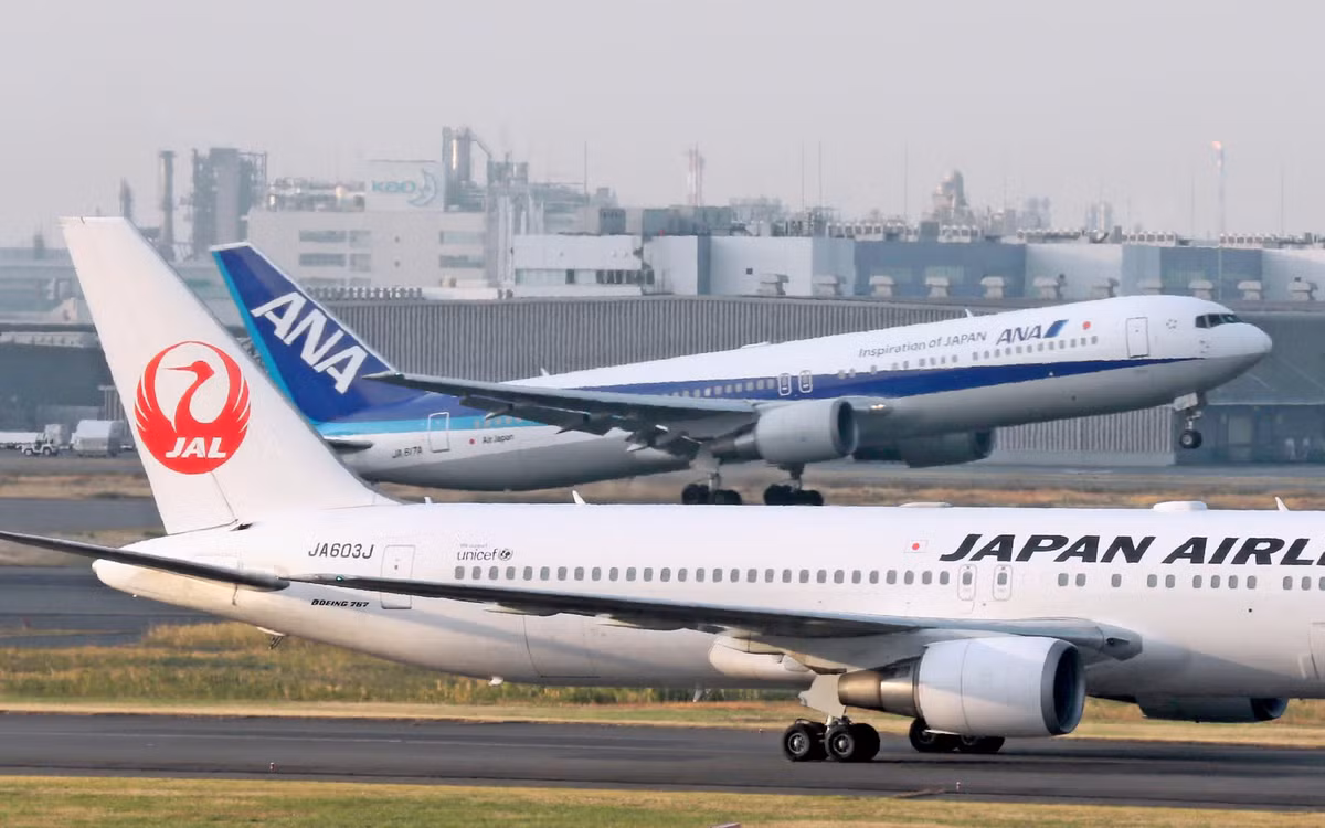 Japan Airlines cũng đầu tư khoảng 10-20 tỷ yen (tương đương 91,4 - 182,8 triệu USD) vào hãng bay mới và đặt mục tiêu thu lợi nhuận trong vòng ba năm.