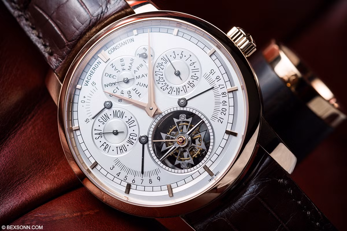 Tháng 7/2017, phiên bản ultra-limited (số lượng siêu giới hạn), Traditionelle Calibre 2253 của Vacheron Constantin cũng có mặt tại Việt Nam. Ảnh: BEXSONN.