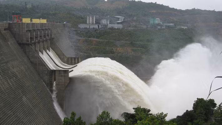 Đầu năm 2018, Hoàng Anh Gia Lai tái đầu tư vào thủy điện tại Lào. Trước đó, năm 2013 - 2016, Hoàng Anh Gia Lai lần lượt bán các dự án thủy điện khoảng để giảm nợ vay. Trước khi bán doanh nghiệp hủy điện, doanh thu ngành này từng đạt 139 tỷ đồng. Ảnh: HAGL Group.