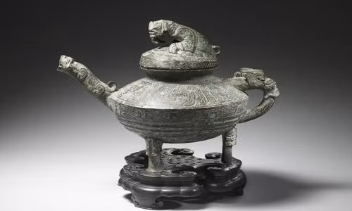 Chiếc bình cổ tên Tiger Ying vừa được bán đấu giá