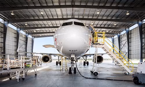Airbus A321 sau khi hoàn thành và chuẩn bị xuất xưởng. Nguồn ảnh: Nytimes.