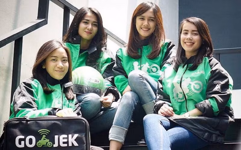 Từ tháng 1 - 12/2015, số tài xế tham gia Go-Jek tăng từ 1.000 lên thành 200.000 người. Ảnh: ASEAN Football Federation.