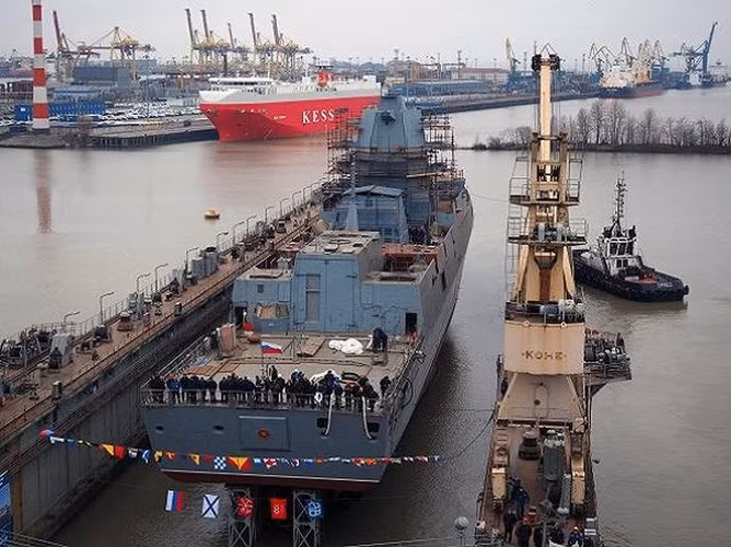 Và khả năng gây nhiễu của chiếc tàu đã được kiểm chứng khi tờ Aftenposten dẫn nguồn tin quân sự Na Uy cho biết, hoạt động của Hải quân nước này bị nhiễu nặng tại thời điểm Nga thử nghiệm chiến hạm Đô đốc Kasatonov.