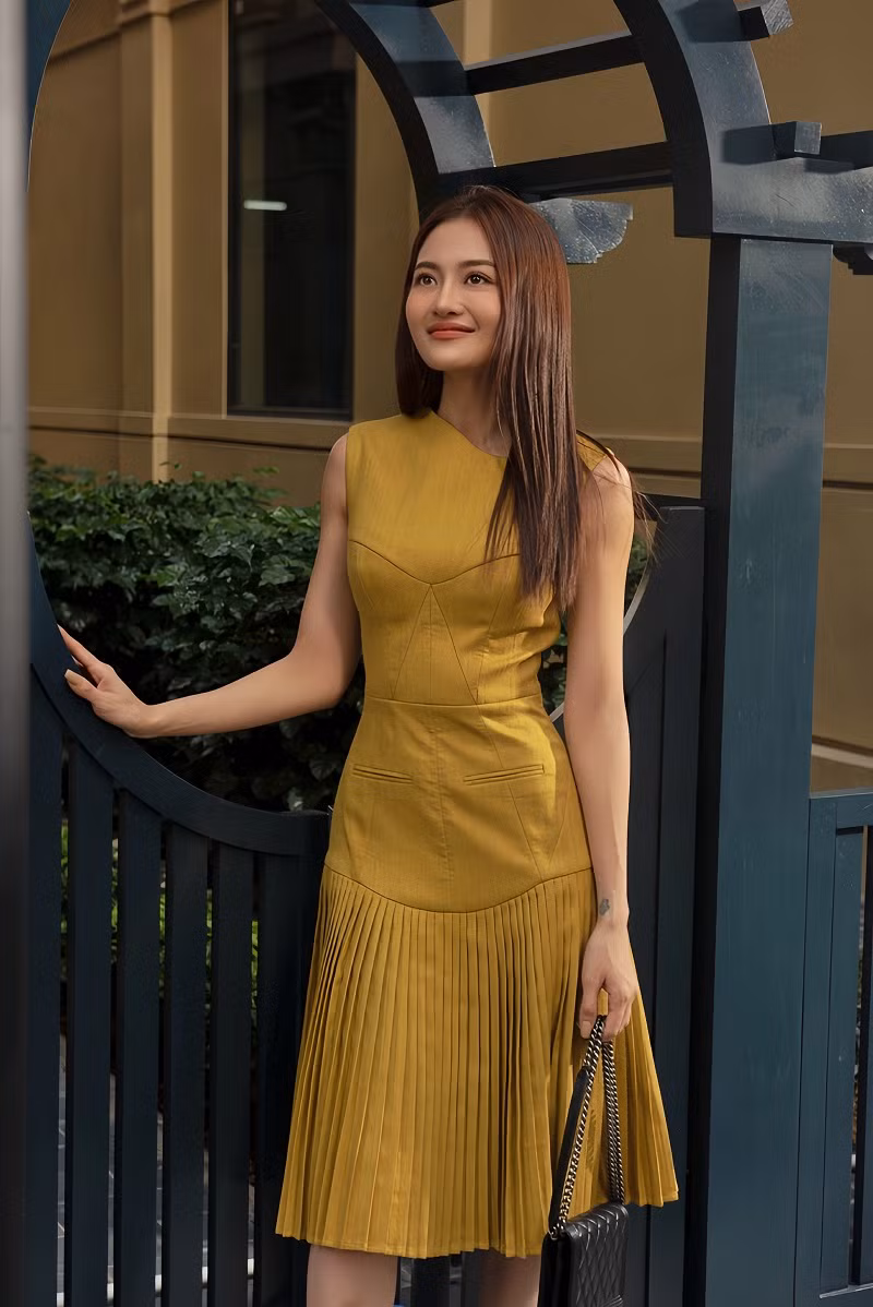 Hiện tại, các tập phim mở màn cho phần 2 vẫn chưa có nhiều cao trào do phần lớn giới thiệu về sự thay đổi cuộc sống của từng nhân vật. Theo hé lộ của Thùy Anh, kịch bản sẽ rất thú vị khi nhân vật Như Ý sẽ ngày càng có hành động thể hiện tình cảm đơn phương với Lâm (Mạnh Trường), đồng thời gây khó dễ cho Dương (Huyền Lizzie).