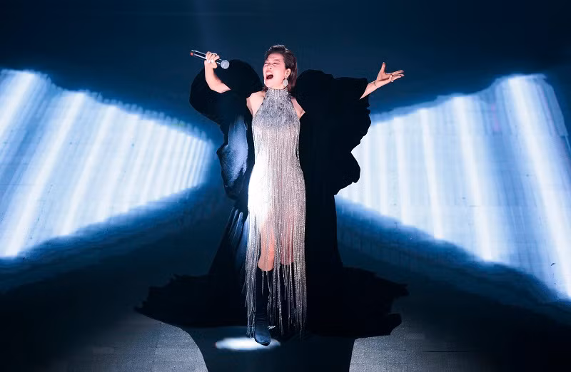 Le Quyen run, Thu Phuong suyt ngat o “Chi dep dap gio re song“-Hinh-7