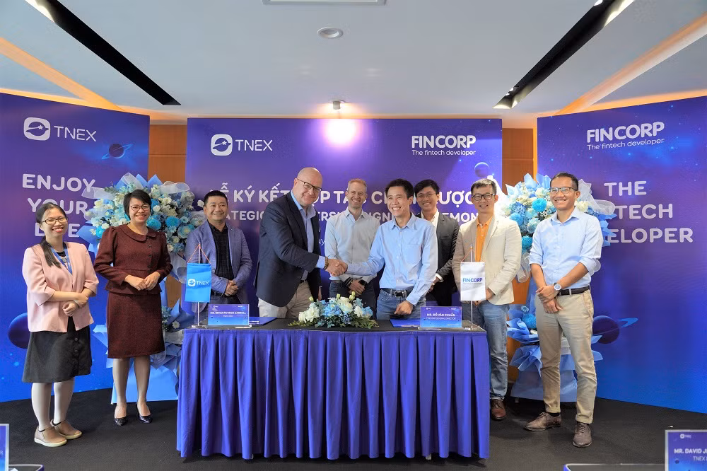 Gen Z đầu tư tài chính thế nào với vốn khởi điểm 10.000 đồng? - Hình 2 Gen Z dau tu tai chinh the nao voi von khoi diem 10.000 dong?-Hinh-2