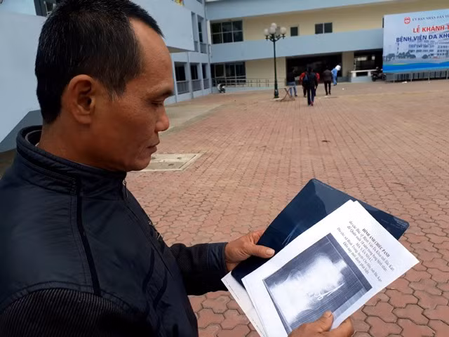 Xác nhận bác sĩ quên kéo trong bụng bệnh nhân 18 năm là có thật - Hình 2 Xac nhan bac si quen keo trong bung benh nhan 18 nam la co that-Hinh-2