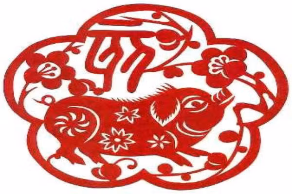 Tuổi Hợi: Vận thế chung: 4.9 điểm. Sự nghiệp: 4.8 điểm. Tình cảm: 4.8 điểm. Tài vận: 4.6 điểm. Sức khỏe: 4.6 điểm. Sự nghiệp: Vận thế bừng bừng. Công việc: Thảnh thơi, làm chơi ăn thật. Tài vận: Các khoản thu nhập đều rất vượng. Tình cảm: Hôn nhân hạnh phúc, nồng nàn thắm thiết. Sức khỏe: Chú ý đề phòng cảm lạnh. Quý nhân: Tuổi Dần. Tiểu nhân: Tuổi Sửu. Lời khuyên: Cần phải tránh những nơi gió lạnh. Nguồn ảnh: Sina. (Bài viết chỉ mang tính chất tham khảo, cung cấp nội dung mang tính trắc nghiệm vui cho bạn đọc).
