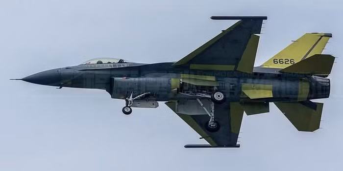 Bà Thái Anh Văn cho biết thêm, việc dừng bay toàn bộ phi đội F-16 sẽ không ảnh hưởng đến khả năng tự vệ của hòn đảo: “Nhiệm vụ phòng thủ và sẵn sàng chiến đấu luôn được duy trì để đảm bảo an ninh”, bà Thái nói.