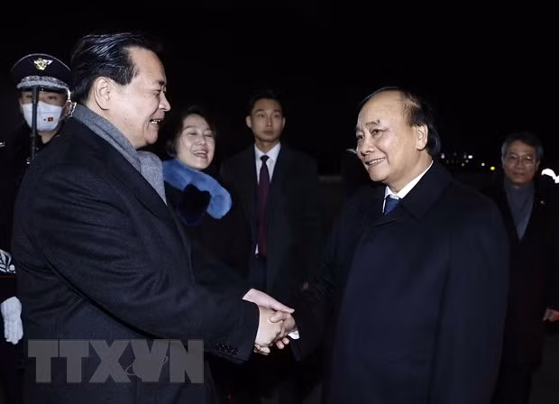 Chủ tịch nước kết thúc chuyến thăm cấp nhà nước Đại Hàn Dân Quốc - Hình 4 Chu tich nuoc ket thuc chuyen tham cap nha nuoc Dai Han Dan Quoc-Hinh-4