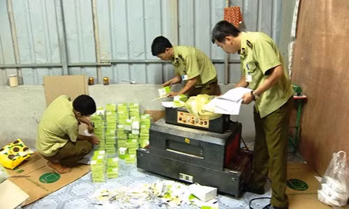 Ham trắng da siêu tốc, vớ phải kem siêu độc Ham trang da sieu toc, vo phai kem sieu doc