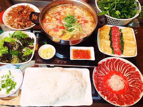 5 món lẩu nóng bỏng lưỡi thách thức gió mùa về - Hình 4 5 mon lau nong bong luoi thach thuc gio mua ve-Hinh-4