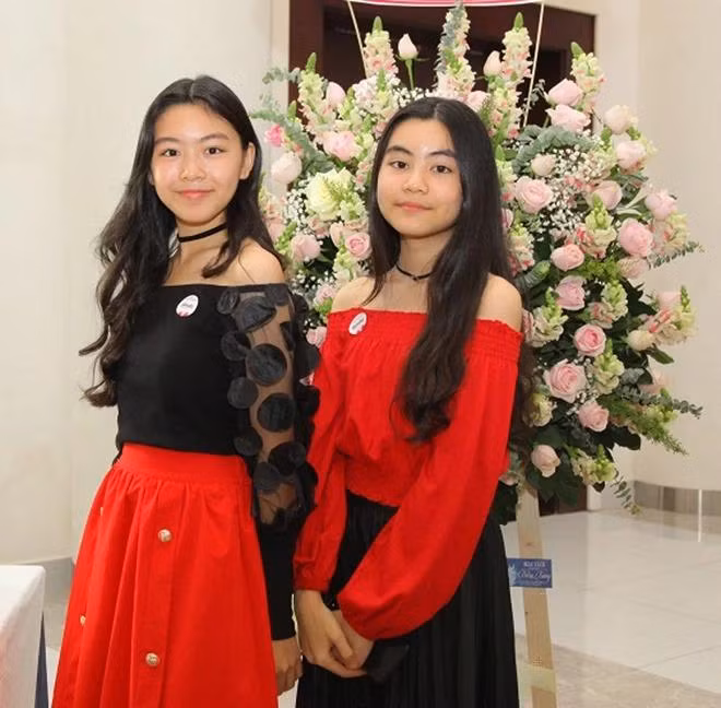 Mỗi lần cùng chung khung hình, 2 chị em Lọ Lem và Hạt Dẻ đều gây ấn tượng với vóc dáng cao ráo, gương mặt xinh đẹp. Ảnh: Tổng hợp