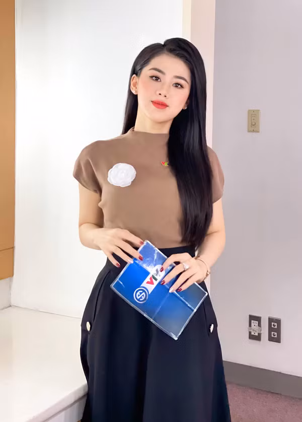 Hiện tại, “bóng hồng” xinh đẹp VTV đang sở hữu trang cá nhân có đến hơn 770 nghìn lượt theo dõi.