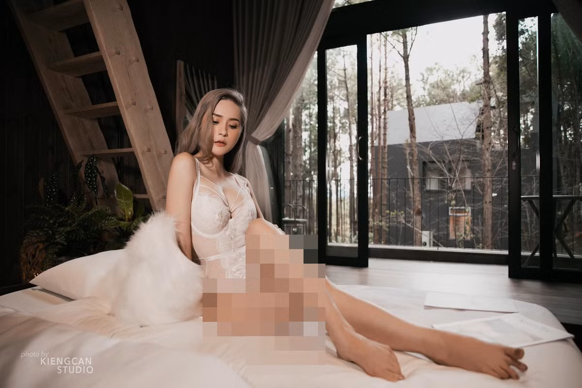Căn villa nơi tổ chức tiệc còn được thiết kế riêng theo đúng sở thích của Đoàn Di Băng. "Đám cưới" sắp tới của họ cũng sẽ tổ chức ở đây dưới sự chứng kiến của bạn bè và người thân.
