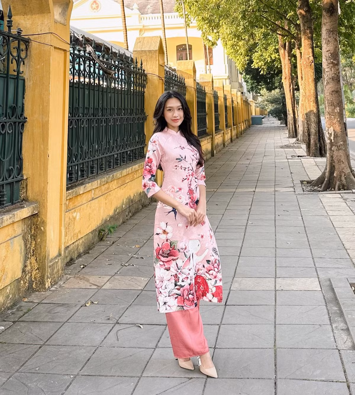 Dư âm của trận đấu giữa tuyển Việt Nam và Malaysia vẫn còn được bàn luận cho đến tận hôm nay nên Văn Hậu và Hải My vẫn là đề tài bàn tán.