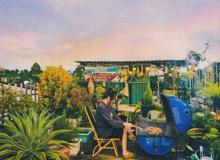 Cap vo chong o Dak Lak chi 50 trieu lam khu vuon “tren may”-Hinh-2