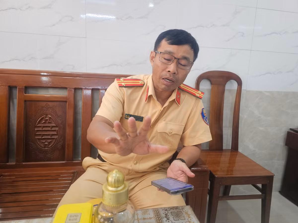 Ông Lê Phan Minh Mẫn, Phó Trưởng phòng CSGT tỉnh Quảng Nam cho biết: “Trước mắt, xin cảm ơn thông tin phản ánh của Báo. Chúng tôi sẽ kiểm tra thông tin và xử lý theo quy định của pháp luật”.