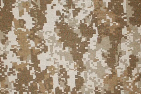 Cận cảnh họa tiết ngụy trang Digital camo. Họa tiết này là tập hợp của các ô vuông với tối đa bốn hoặc năm màu sắc khác nhau và do máy tính hoàn toàn tự tính toán và in dựa vào hình ảnh môi trường định sẵn. Kiểu họa tiết này sử dụng thuật toán riêng biệt. Nguồn ảnh: Pinterest..