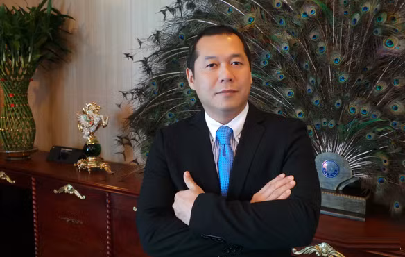 Khoi to vu tranh chap 30.000 ty lien quan den chong va con trai ba Tu Huong