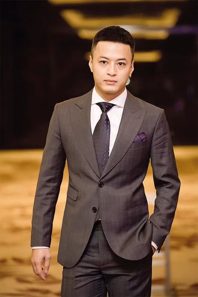 Nghe si dinh scandal, sao khong thay ai noi loi xin loi-Hinh-2