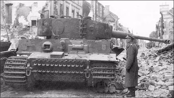 Với những ưu điểm nổi bật trên, xe tăng Panzerkampfwagen VI "Tiger I" trở thành những lô cốt di động trên chiến trường giúp những cuộc tấn công của quân đội phát xít Đức trở nên nguy hiểm hơn.