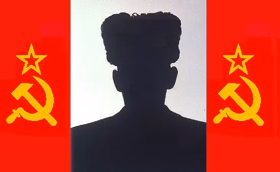 Về sau, Polyakov được Cơ quan Tình báo Quân đội Nga (GRU) - đơn vị bí mật lớn nhất của lực lượng vũ trang nước này tuyển dụng.